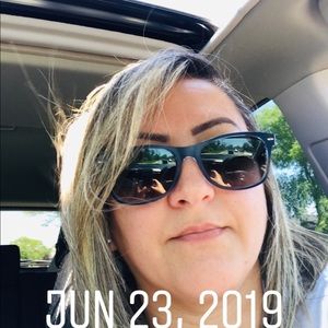 Meet your Posher, Regina